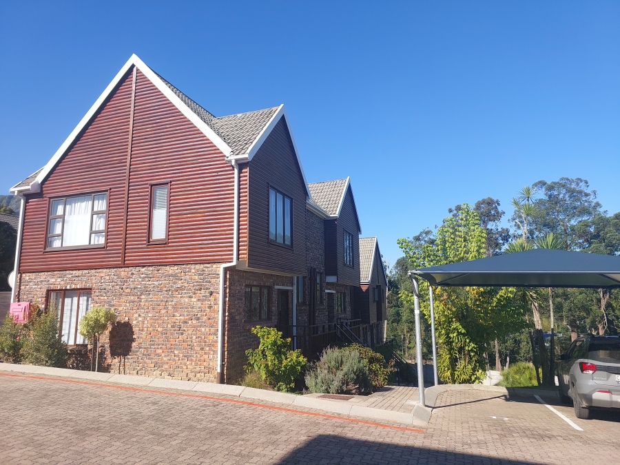 2 Bedroom Property for Sale in Heatherlands Western Cape